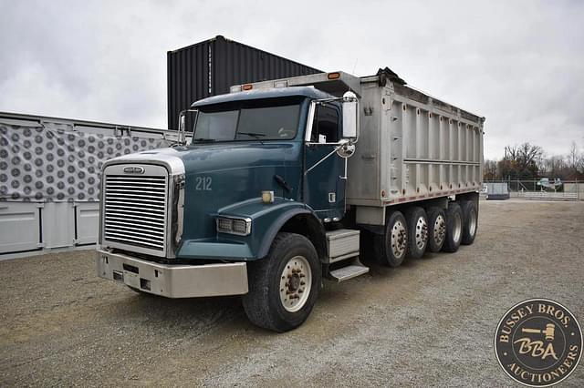 Image of Freightliner FLD112 equipment image 1