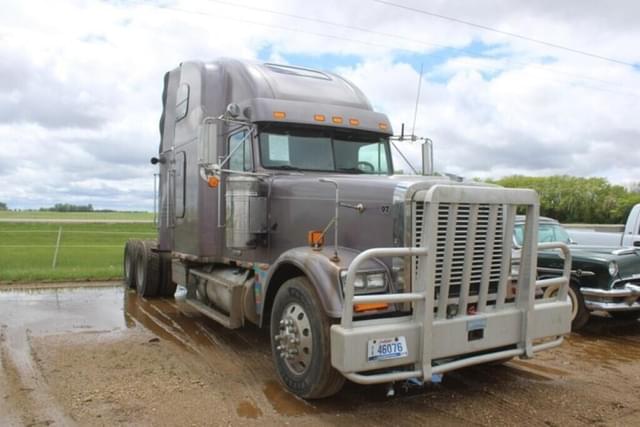 Image of Freightliner FLD120 equipment image 1