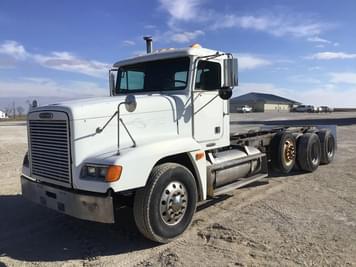 Main image Freightliner FLD120