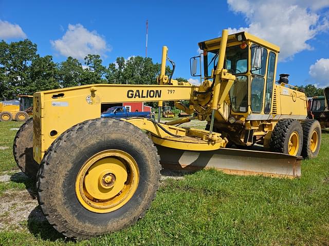 Image of Galion 850 equipment image 1