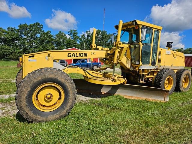 Image of Galion 850 equipment image 2
