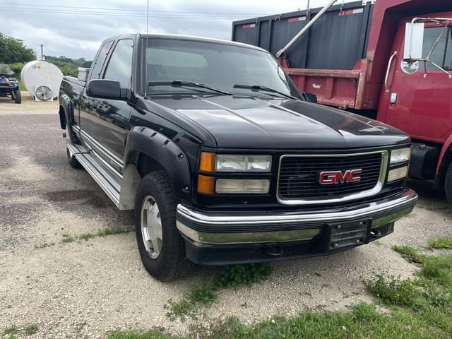 Image of GMC 1500 equipment image 2