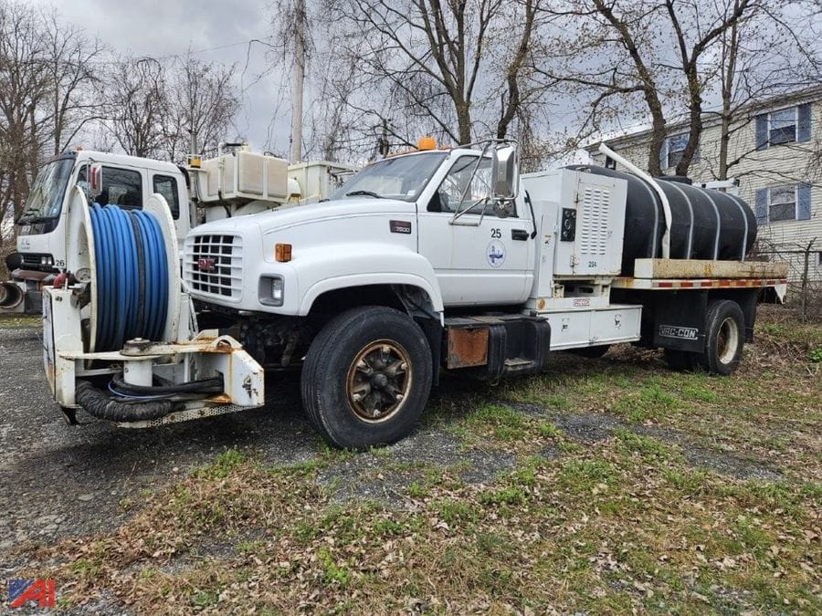 1997 GMC C7500 Equipment Image0