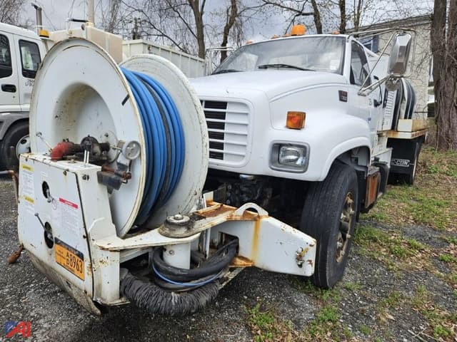 Image of GMC C7500 equipment image 1