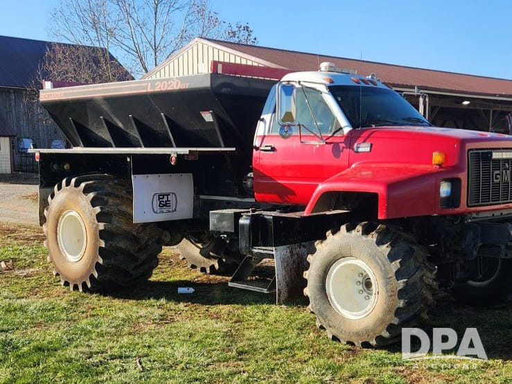 1997 GMC 8500 Equipment Image0