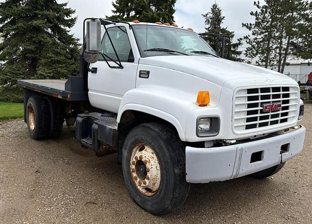 Image of GMC C6500 equipment image 2