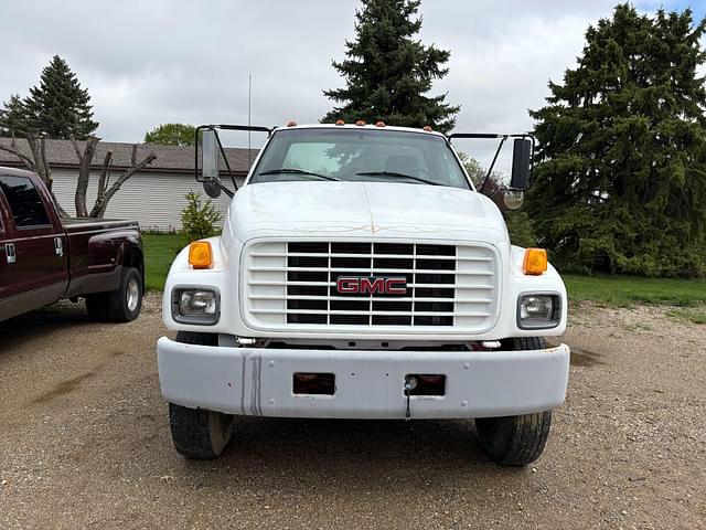 Image of GMC C6500 equipment image 1