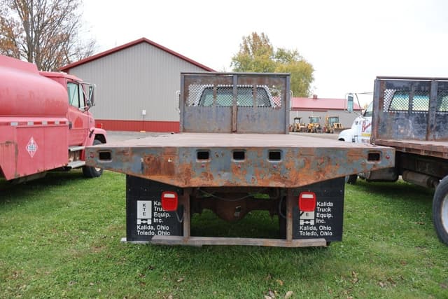 Image of GMC C6500 equipment image 4