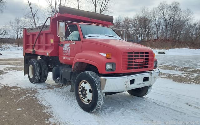 Image of GMC C7500 equipment image 3