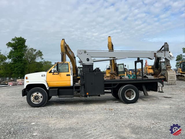 Image of GMC C7500 equipment image 1