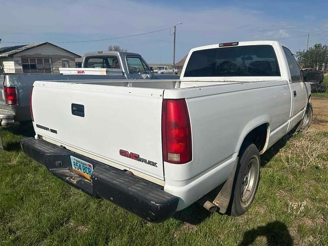 Image of GMC 1500 equipment image 1