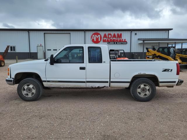 Image of GMC Sierra 1500 equipment image 4