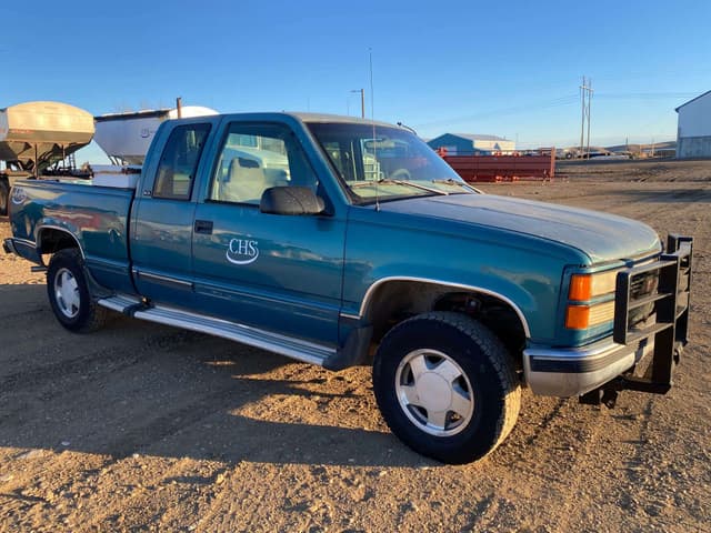 Image of GMC Sierra equipment image 2