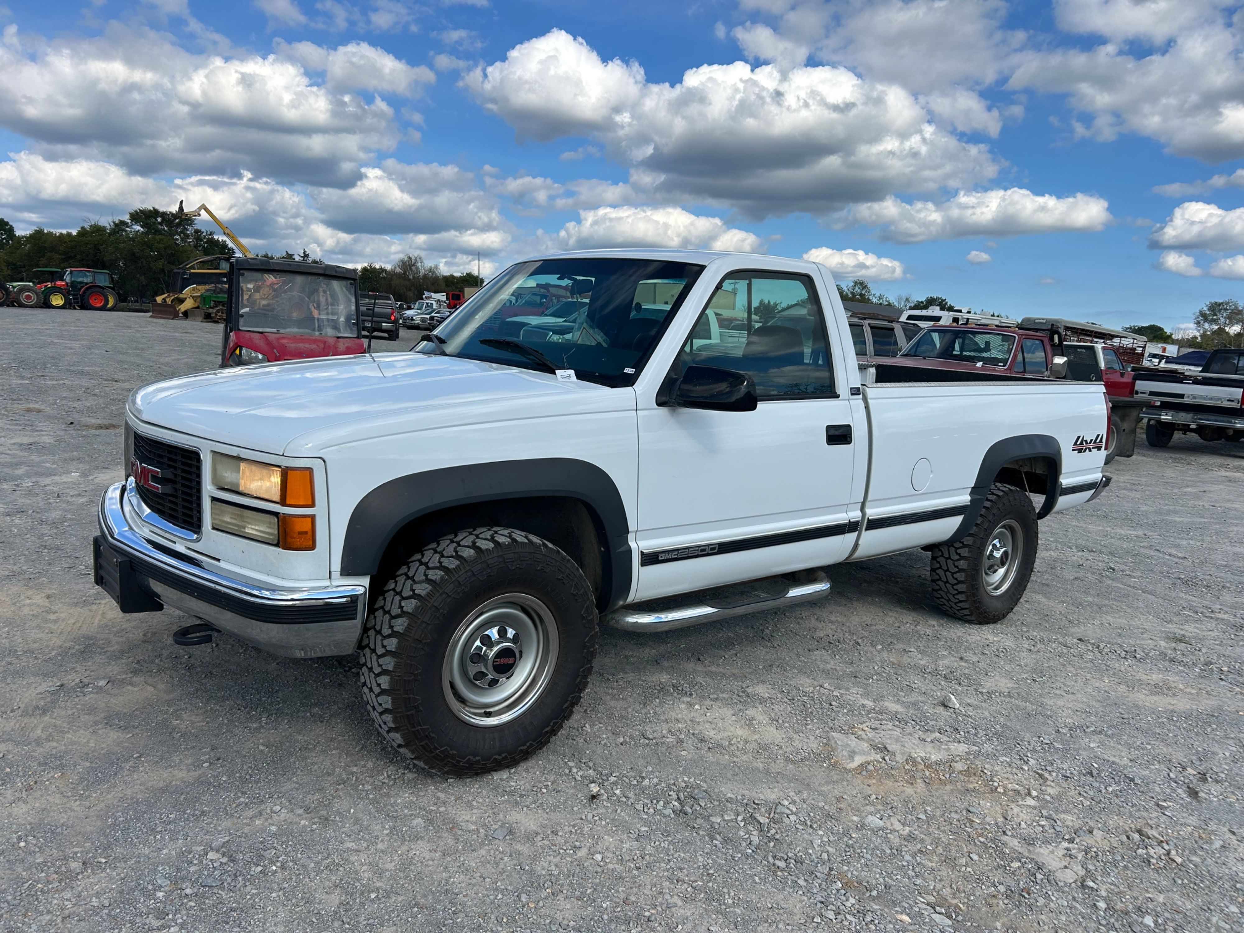 1997 GMC 2500 Equipment Image0