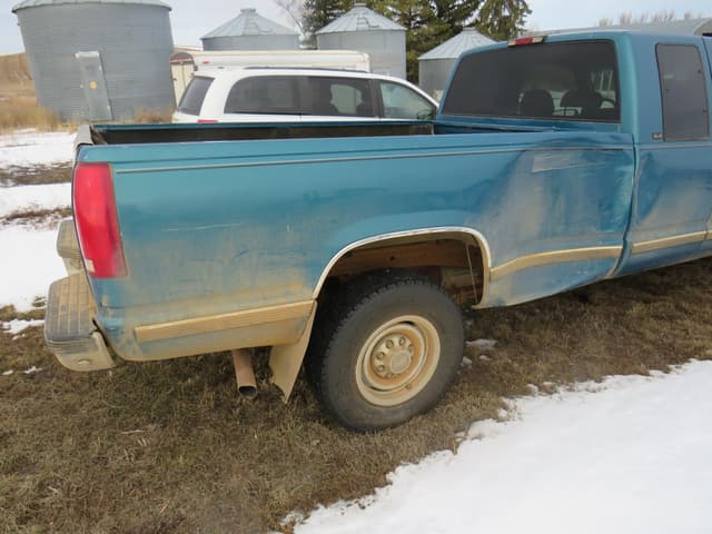 Image of GMC 2500 equipment image 3