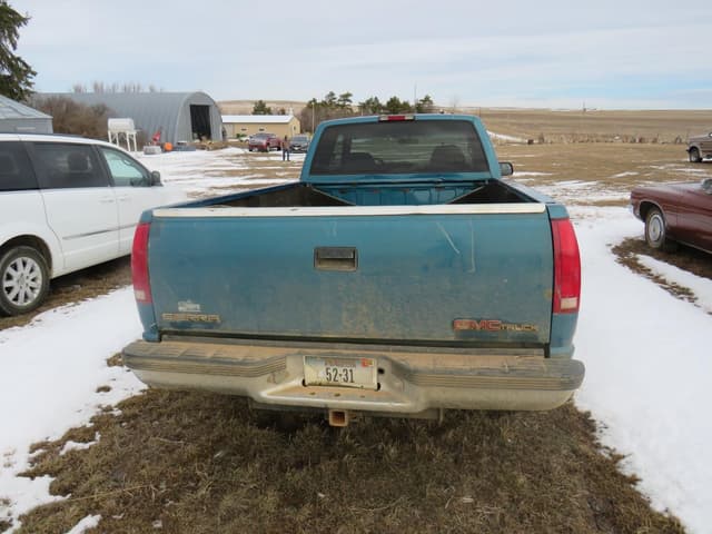 Image of GMC 2500 equipment image 4