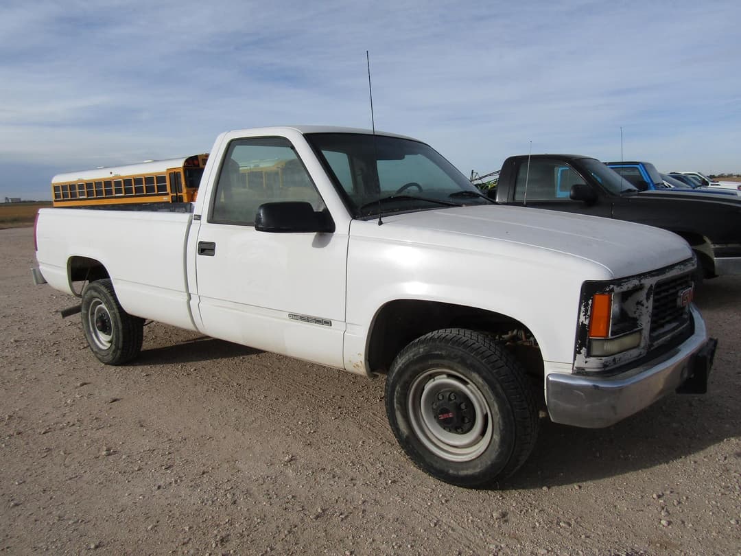 Image of GMC 2500 Primary image