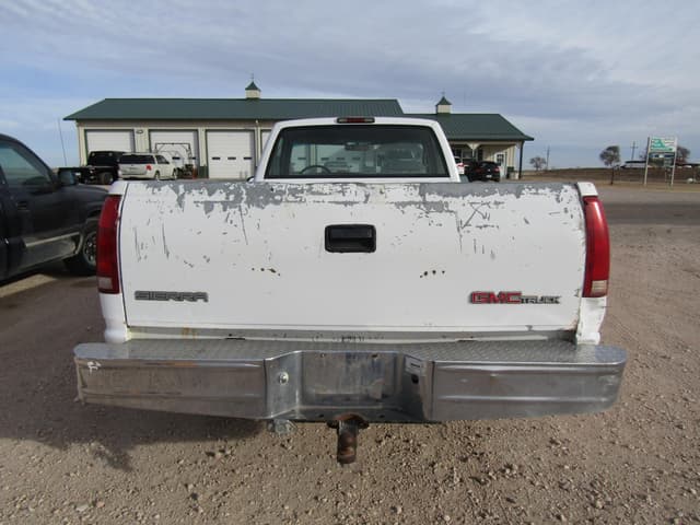 Image of GMC 2500 equipment image 4