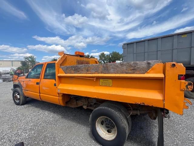 Image of GMC 3500 equipment image 1