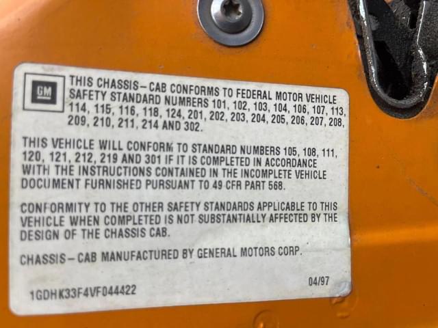 Image of GMC 3500 equipment image 4