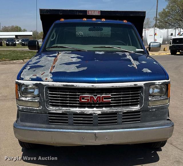 Image of GMC 3500HD equipment image 1