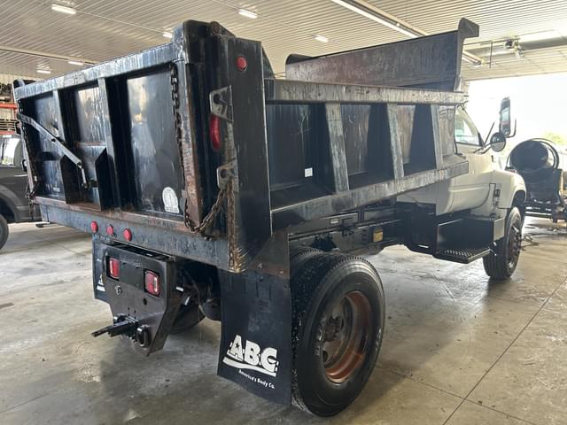 Image of GMC TopKick C6500 equipment image 3