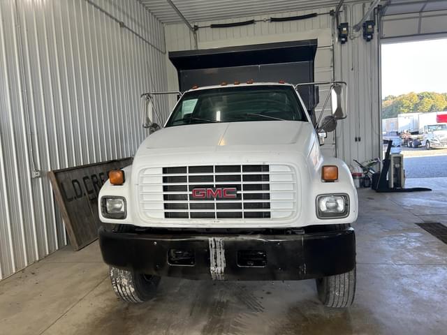 Image of GMC TopKick C6500 equipment image 1
