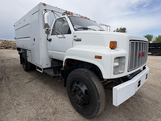 Image of GMC TopKick C6500 equipment image 3