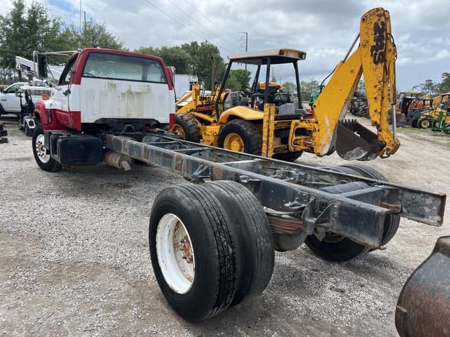 Image of GMC Topkick C7500 equipment image 1