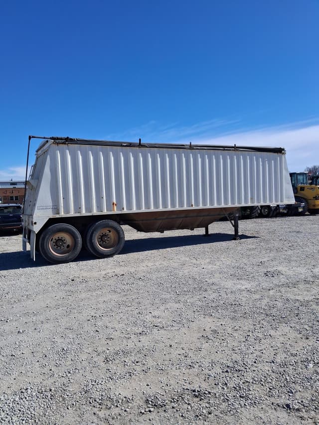 Image of Hawkeye Dakota equipment image 1