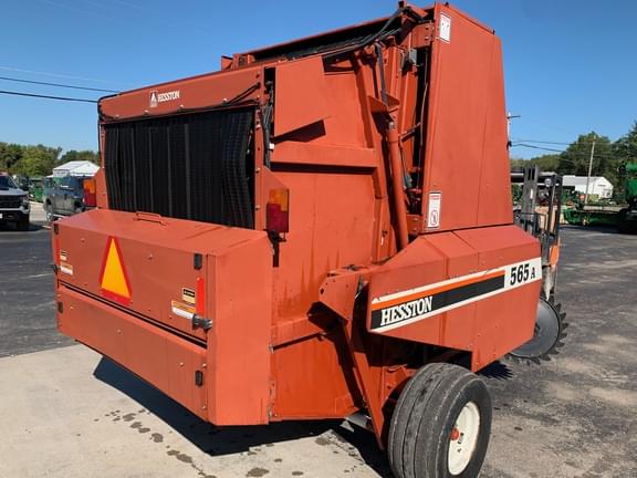 Image of Hesston 565A equipment image 4