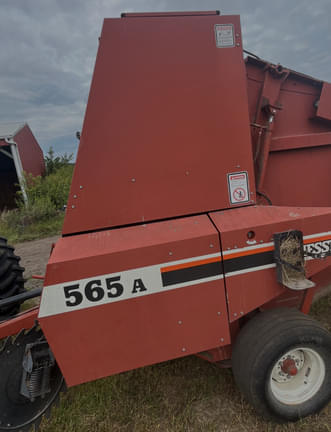 Image of Hesston 565A equipment image 4