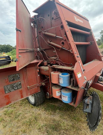 Image of Hesston 565A equipment image 2