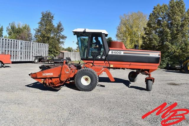 Image of Hesston 8400 equipment image 2