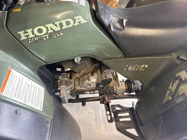 Image of Honda Fourtrax 300 equipment image 1