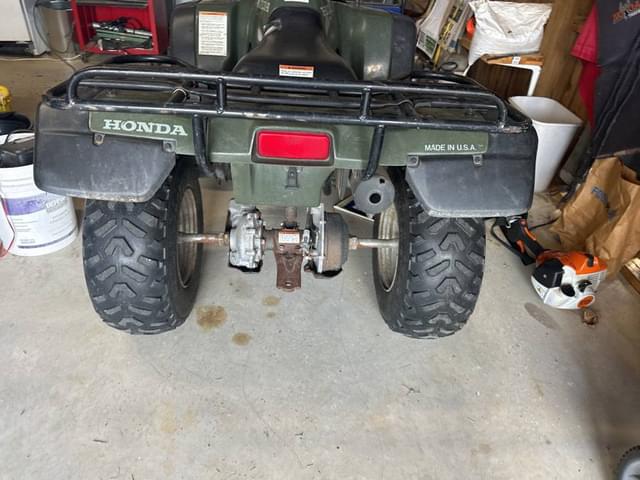 Image of Honda Fourtrax 300 equipment image 3