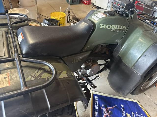 Image of Honda Fourtrax 300 equipment image 4