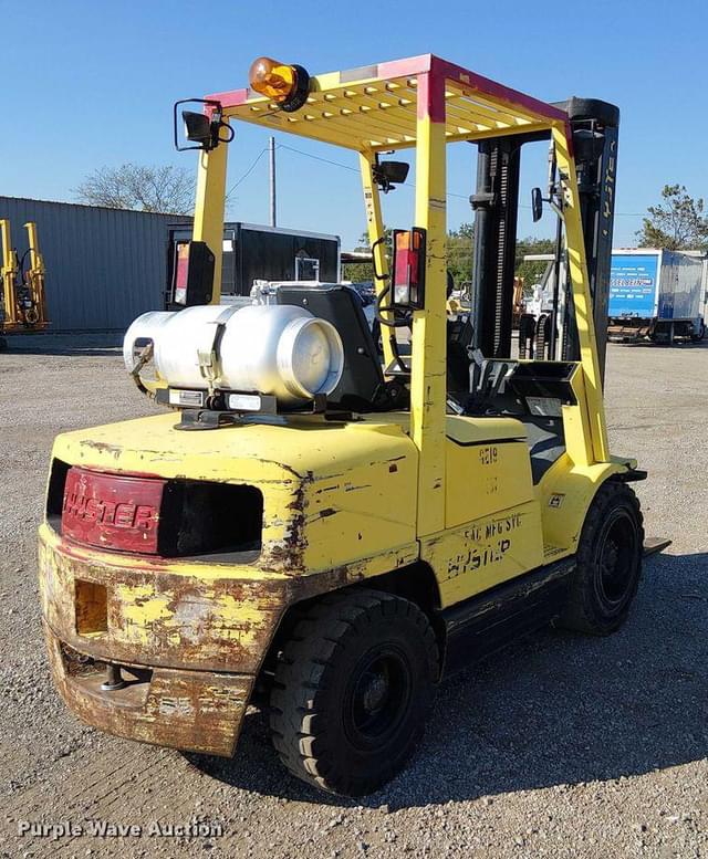 Image of Hyster H60XM equipment image 4