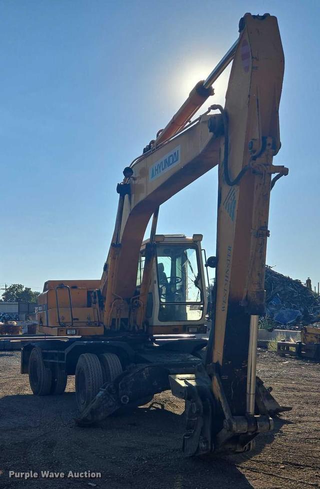 Image of Hyundai Robex 200W 2 equipment image 2