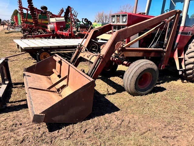 Image of International Harvester 1486 equipment image 2