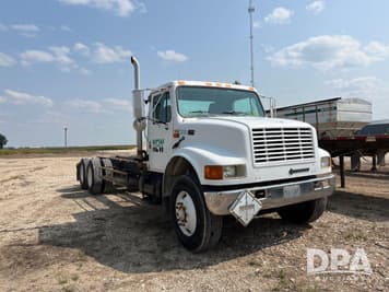 Main image International 4900