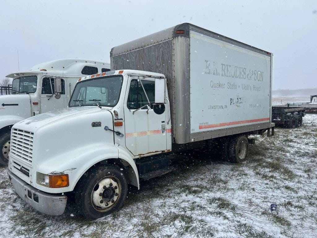1997 International 4700 Equipment Image0
