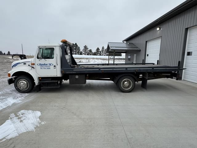 Image of International 4700 equipment image 1