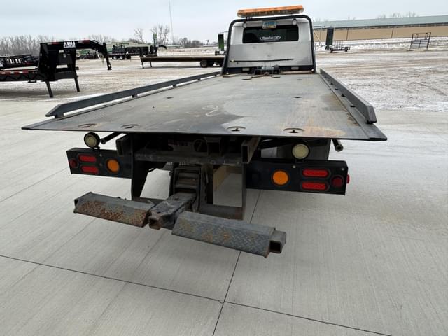 Image of International 4700 equipment image 2