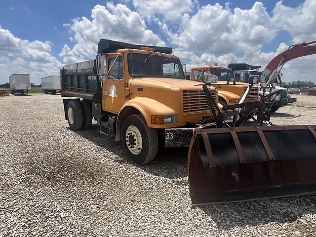 Image of International Navistar 4700 equipment image 2