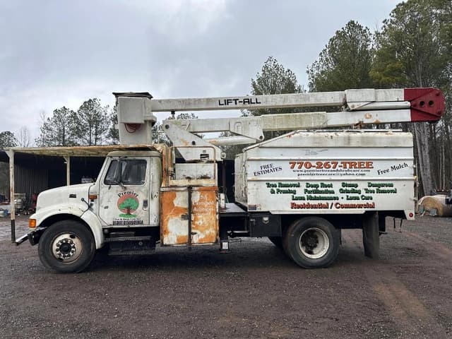 Image of International 4700 equipment image 1