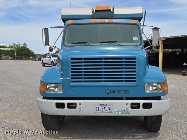 Image of International 4700 equipment image 1