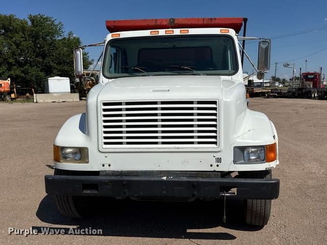 Image of International 4700 equipment image 1