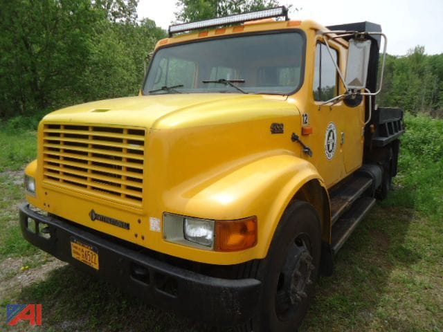 1997 International 4700 Equipment Image0
