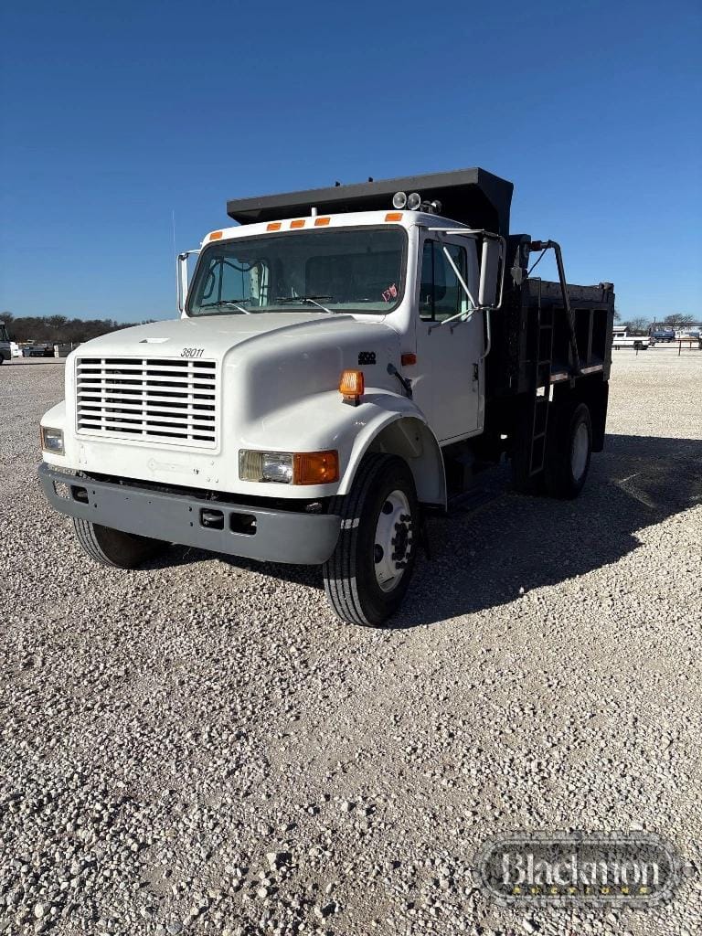 1997 International 4700 Equipment Image0